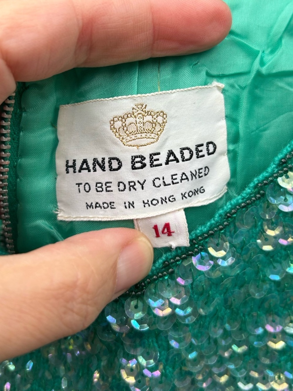Vintage Green sequin sleeveless top, size “14” (modern 8/10) - Picture 6 of 11